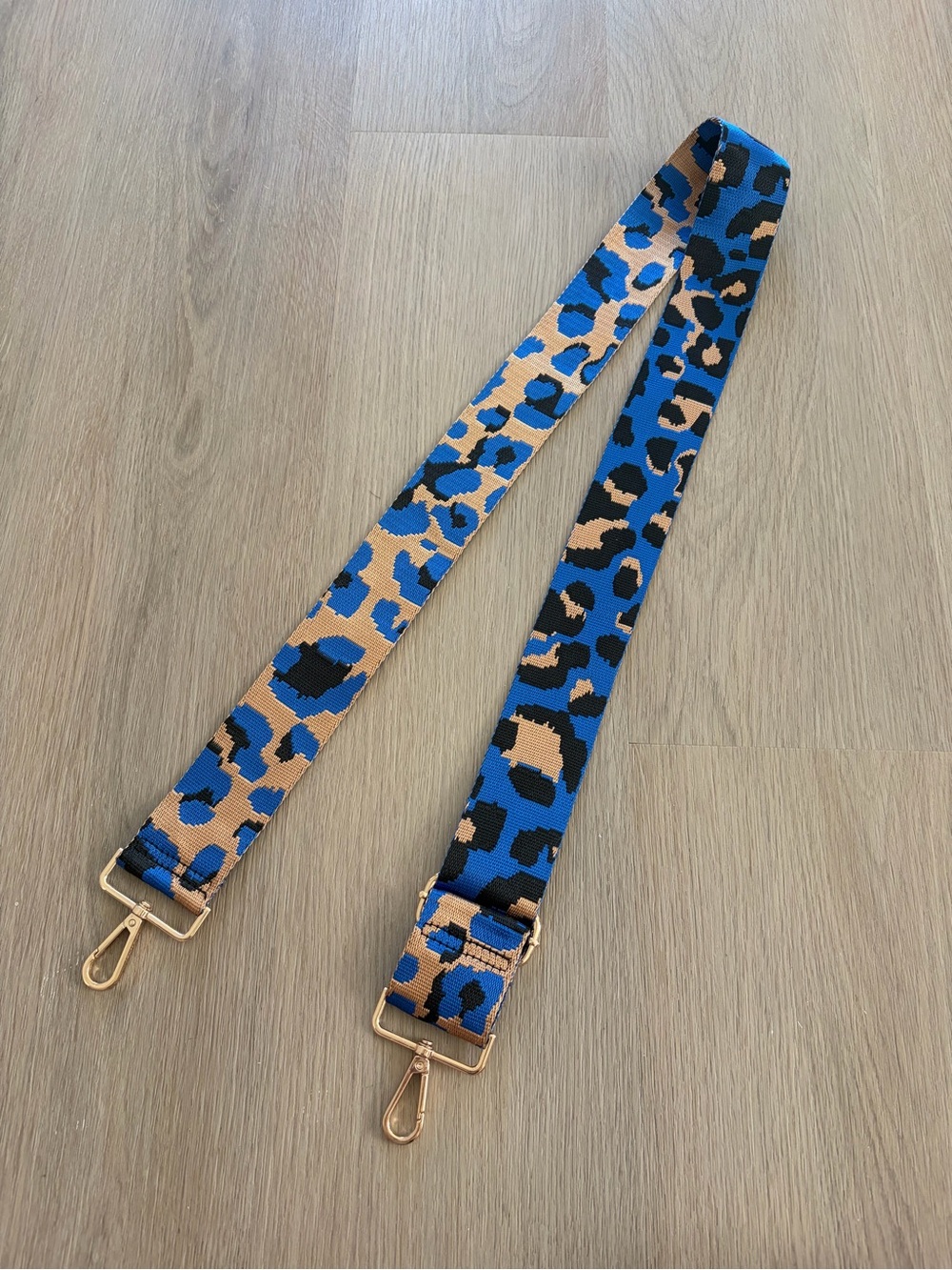Ah Dorned Blue Leopard Print Crossbody Bag Strap